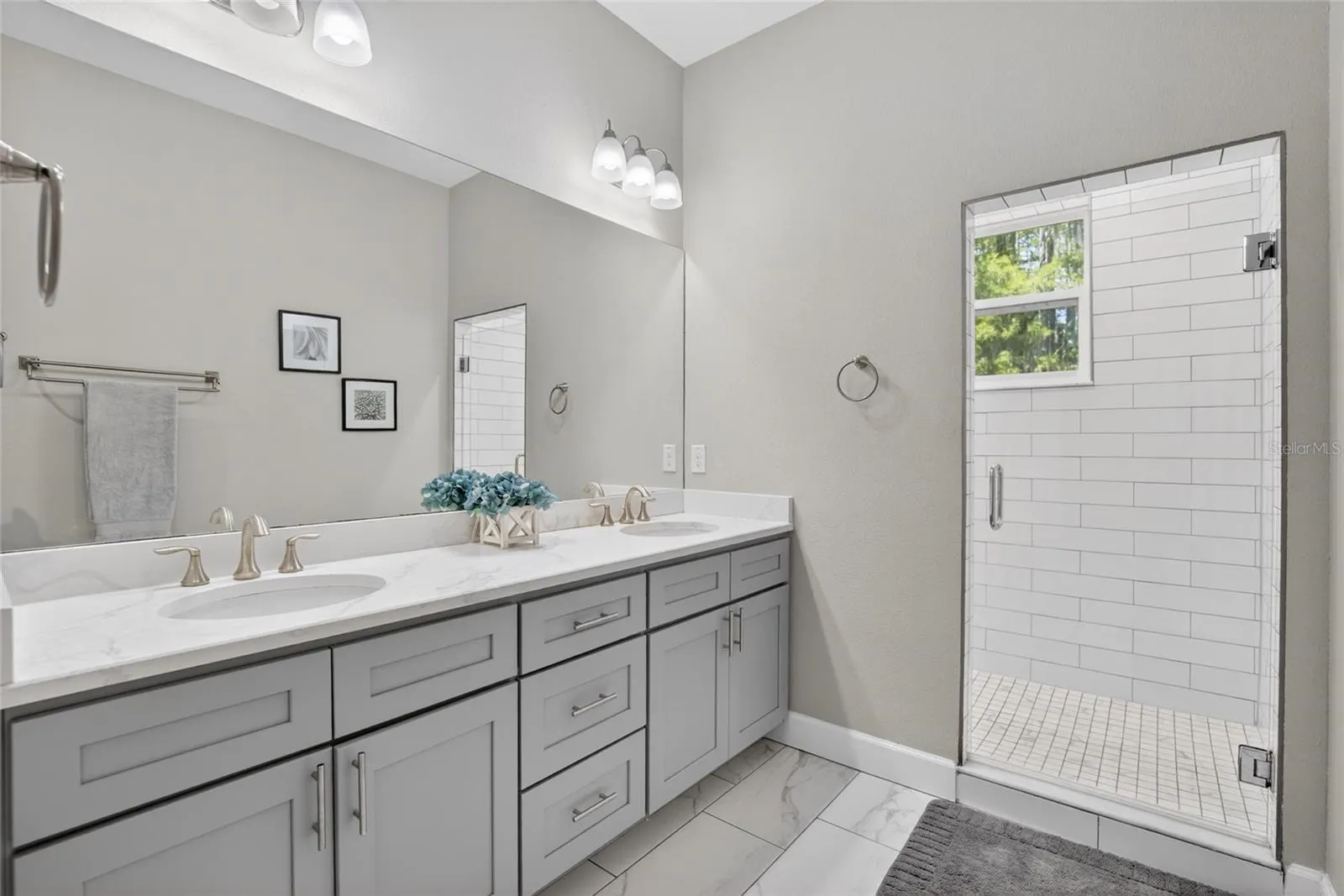 750 GRAND CYPRESS LN
