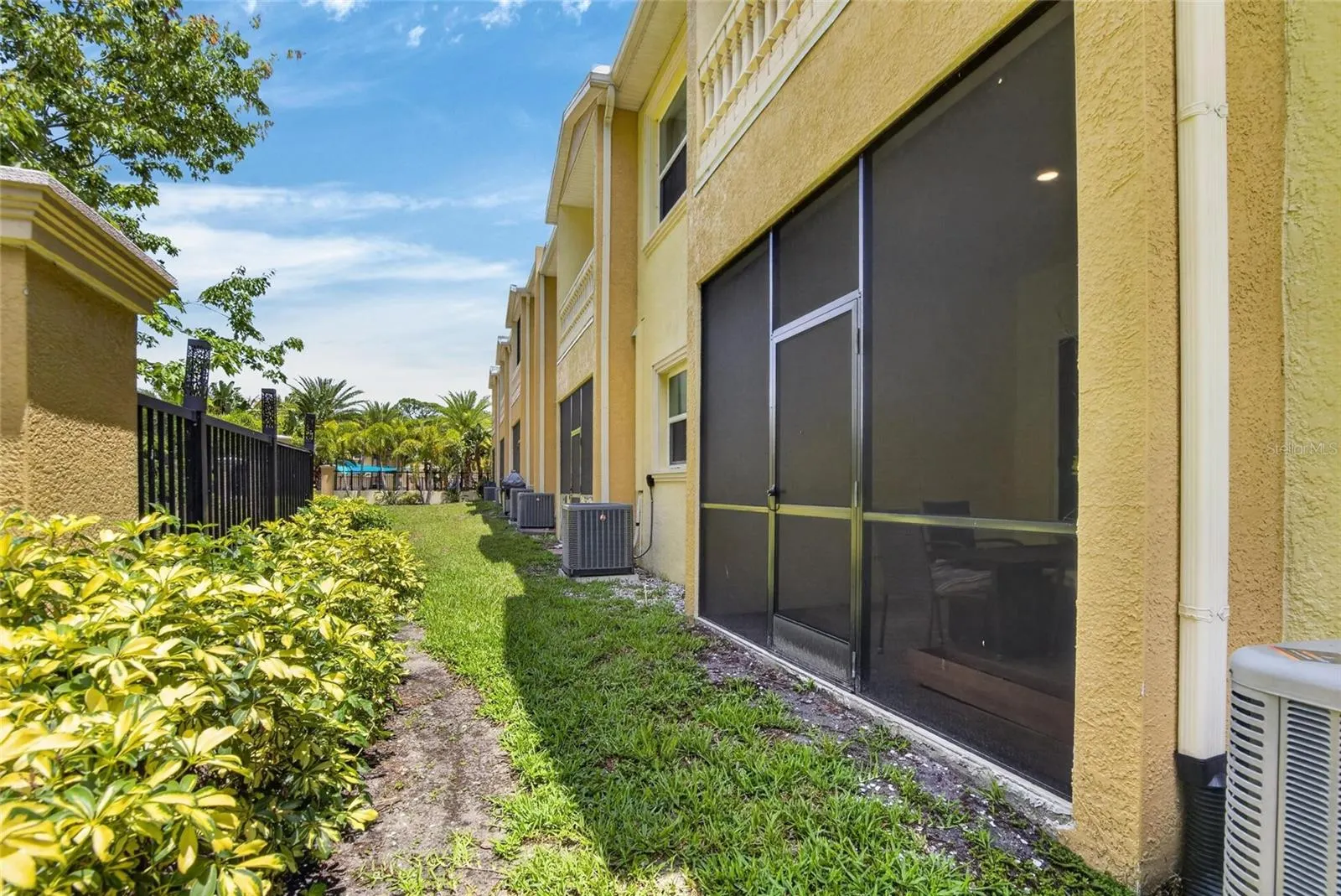 750 GRAND CYPRESS LN