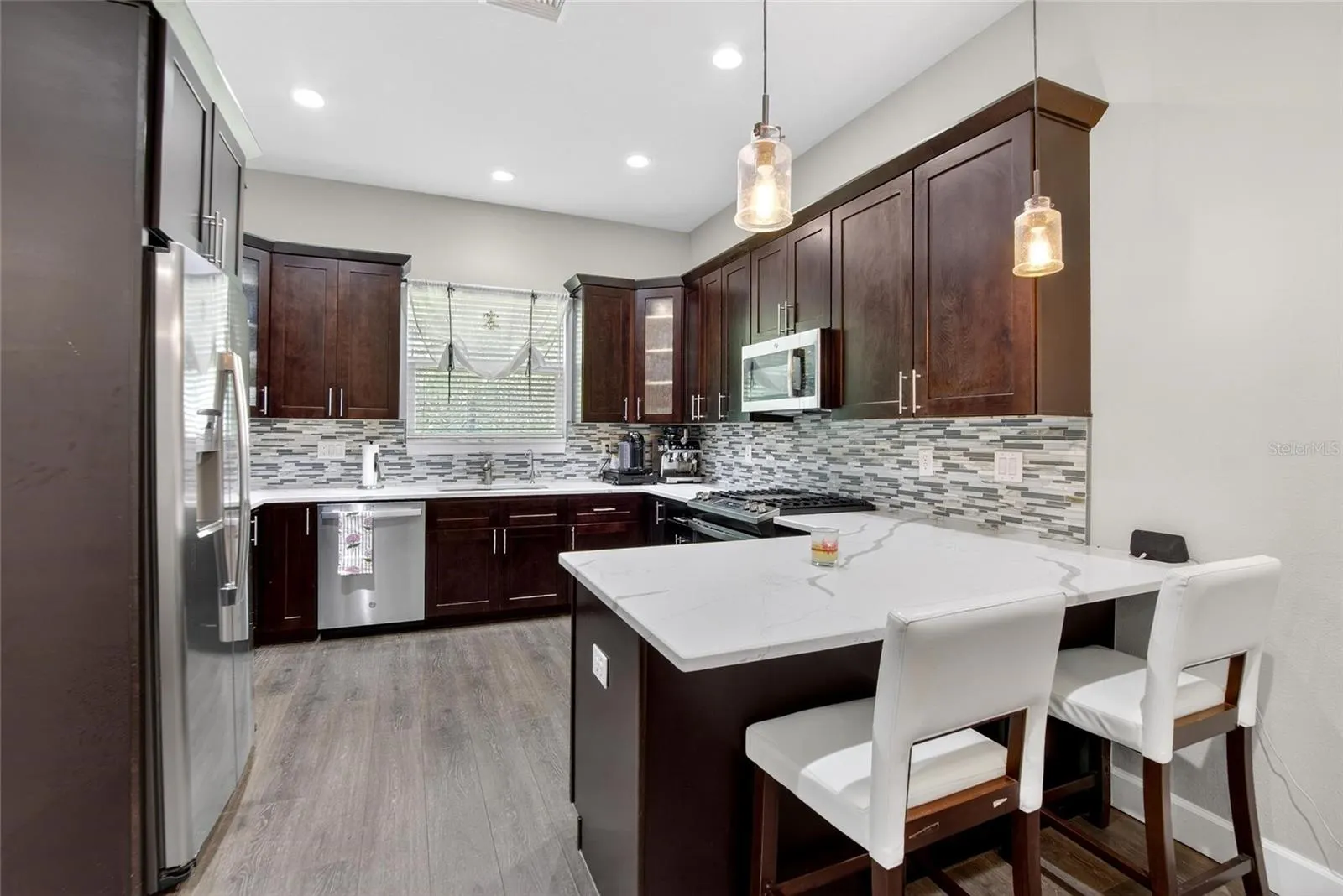 750 GRAND CYPRESS LN