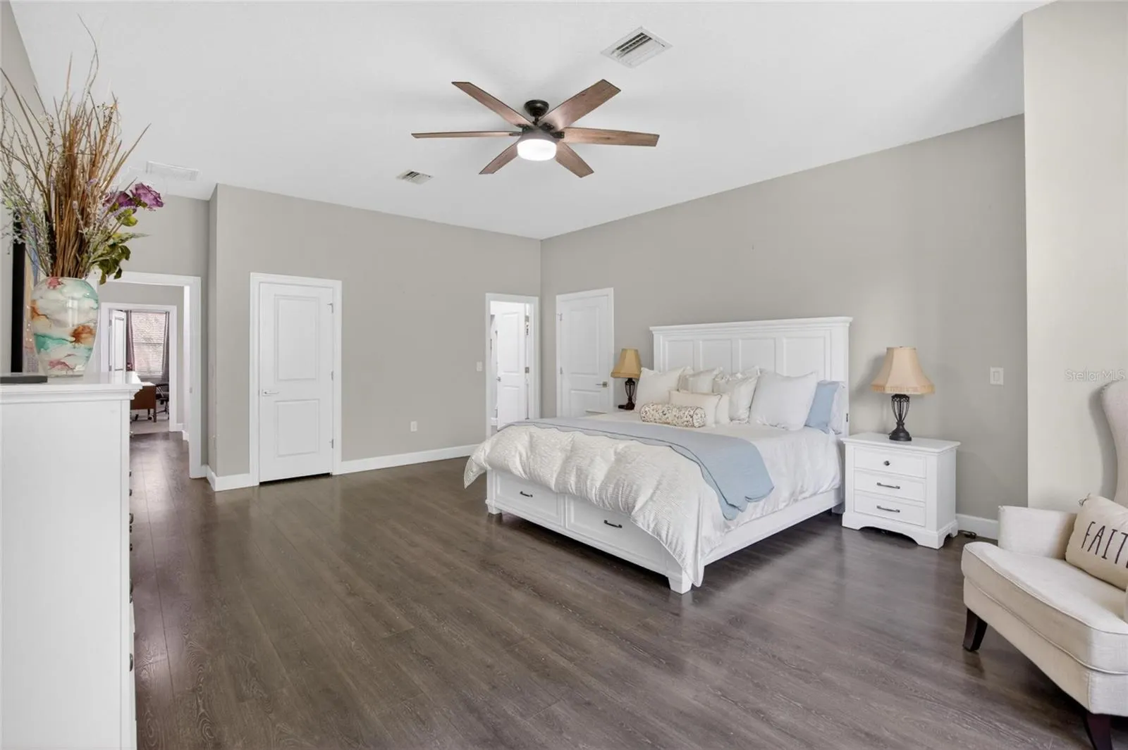 750 GRAND CYPRESS LN