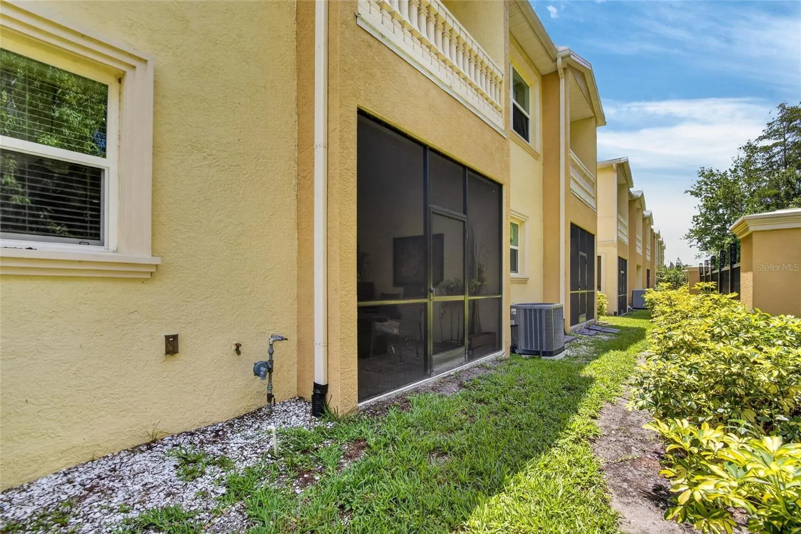 750 GRAND CYPRESS LN
