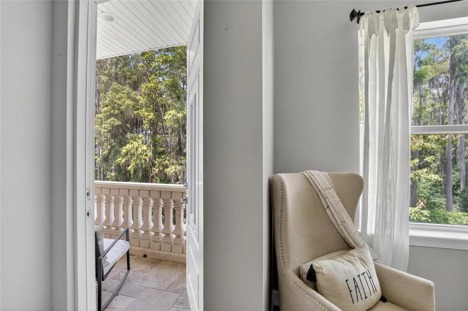 750 GRAND CYPRESS LN