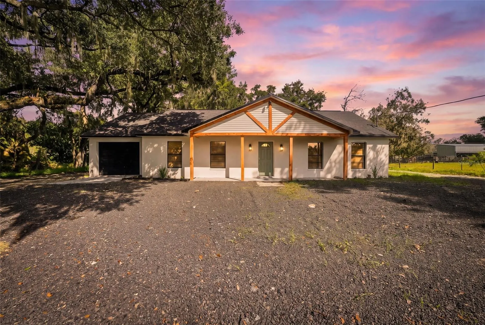 4106 LONE OAK RD