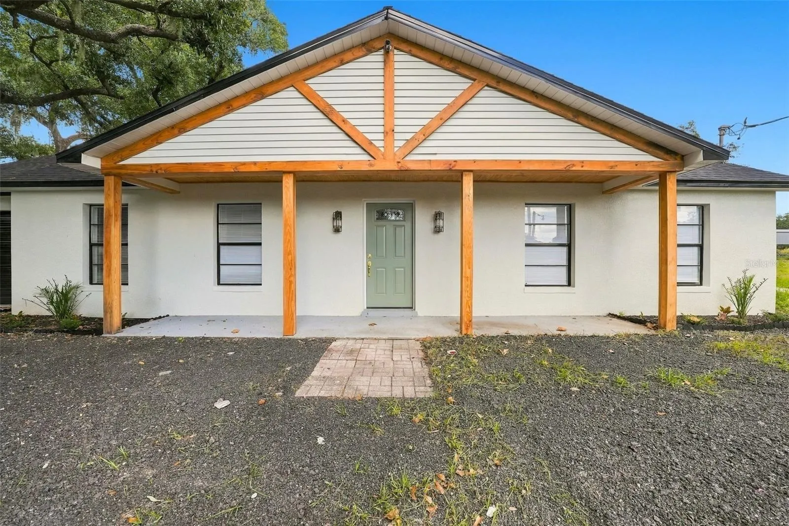 4106 LONE OAK RD