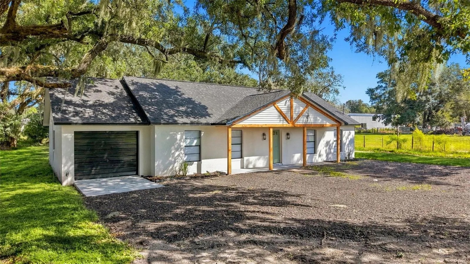 4106 LONE OAK RD