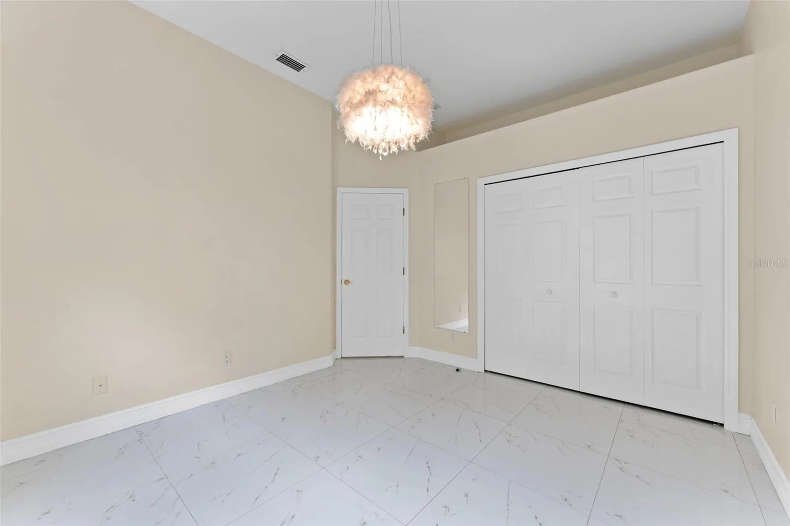10310 CARROLL COVE PL