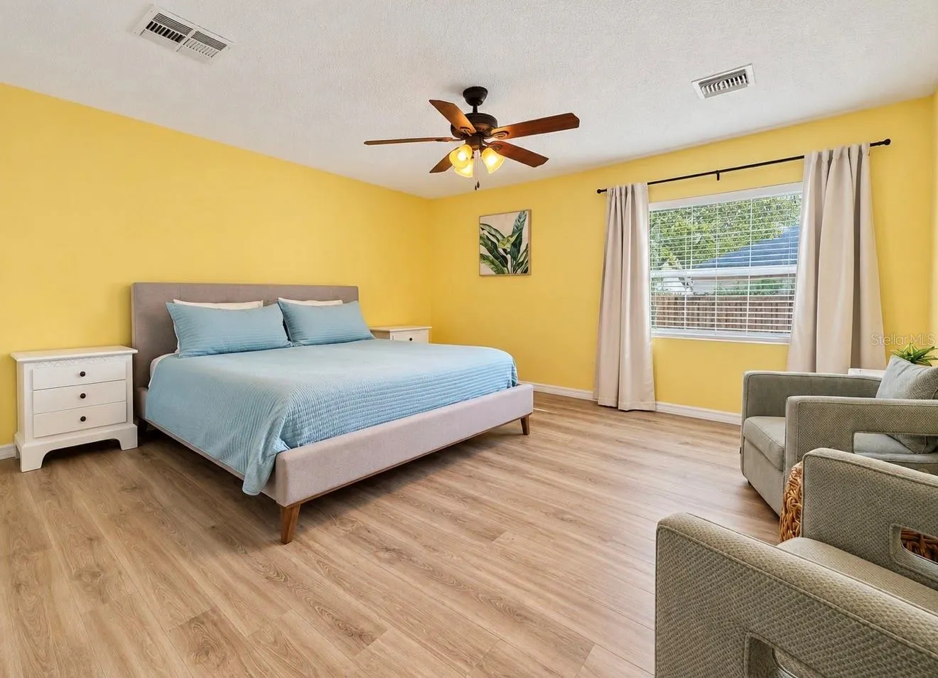 1231 ROSEWOOD ST