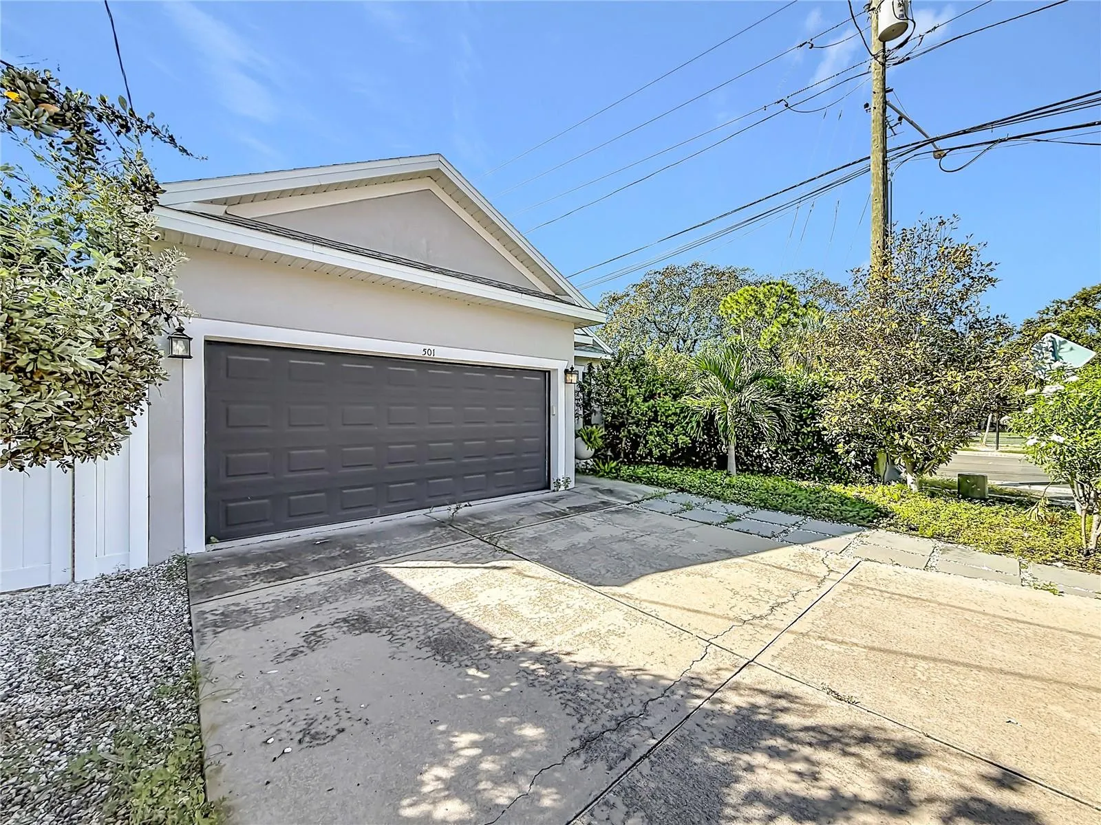 501 FRANCES ST