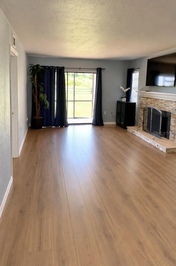 117 CAMILLE CT #117 #117