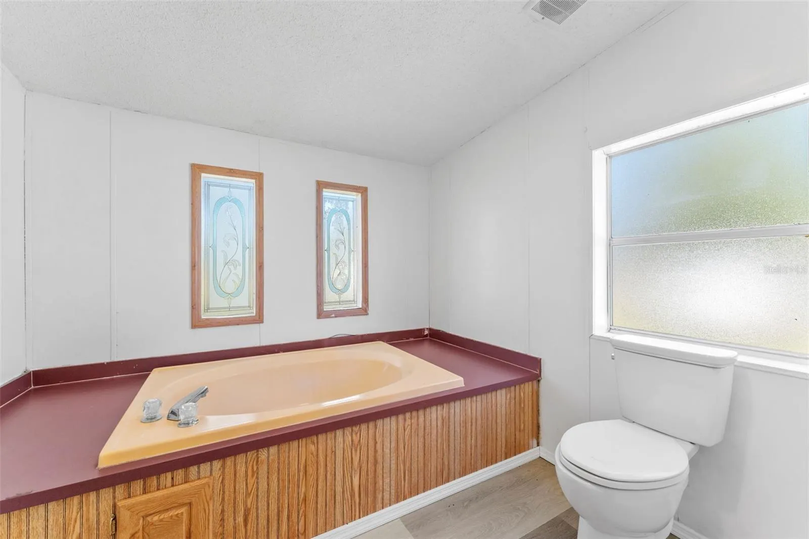 11004 KITTY HAWK DR