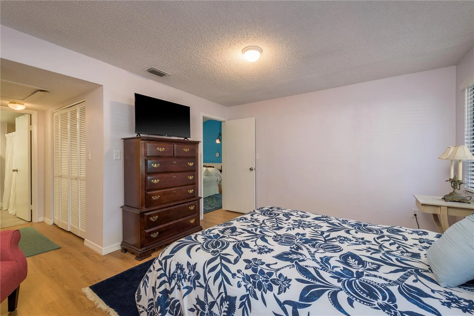 102 ANCLOTE RD