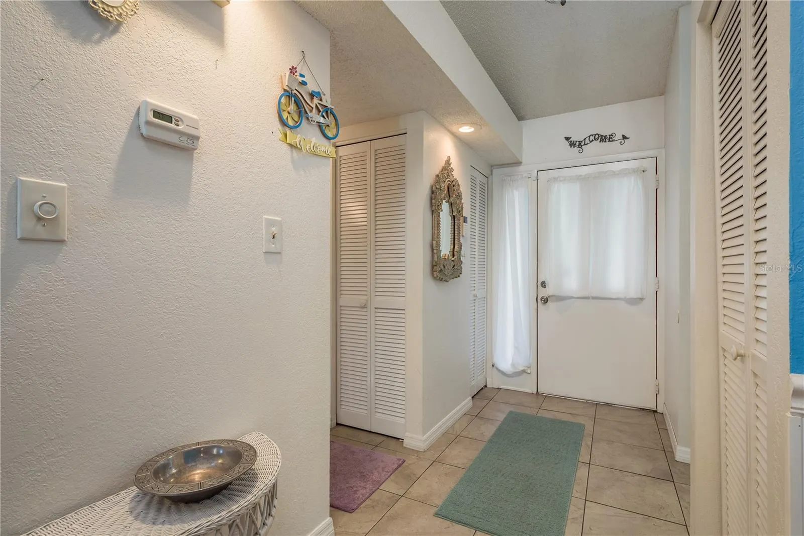 102 ANCLOTE RD