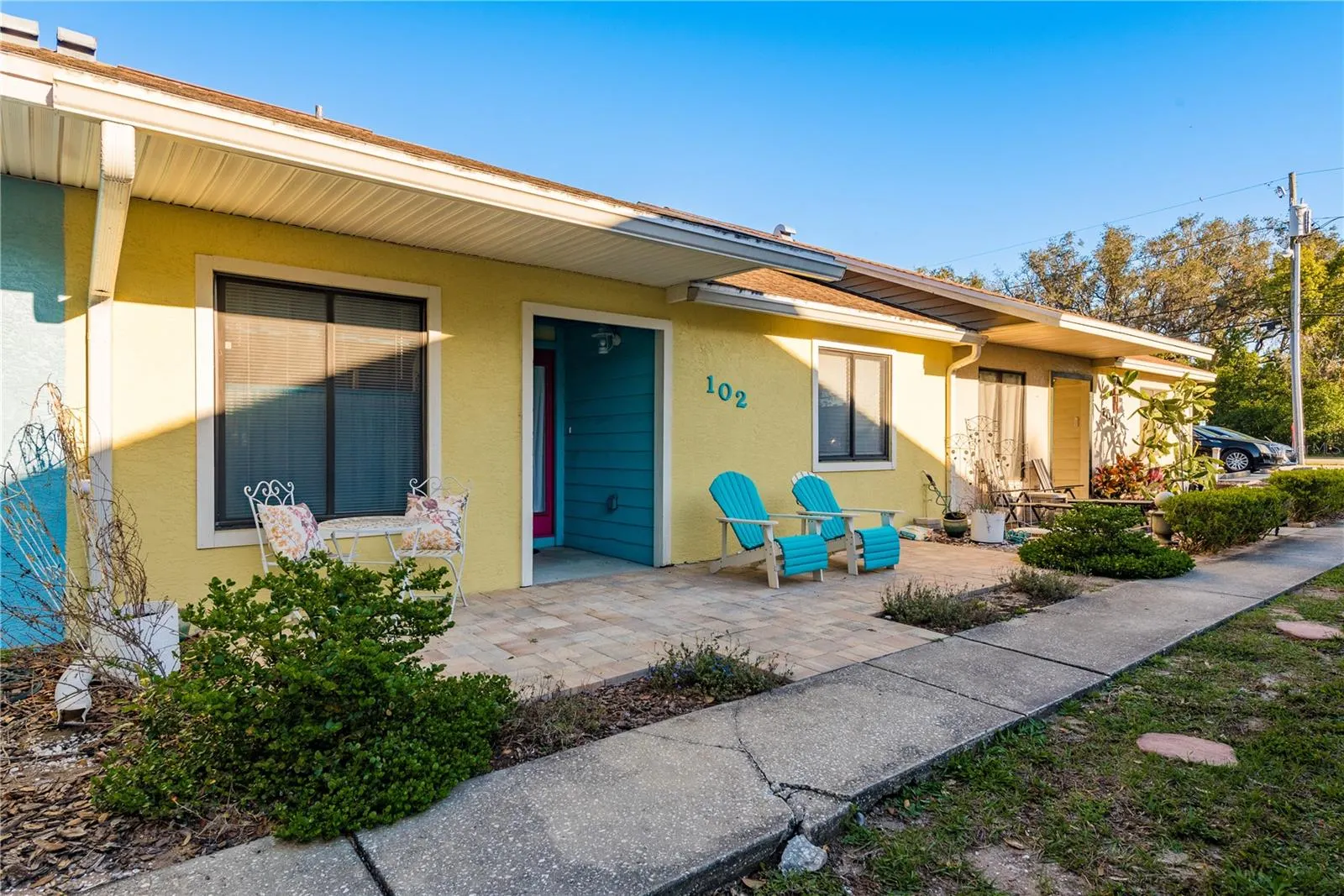 102 ANCLOTE RD