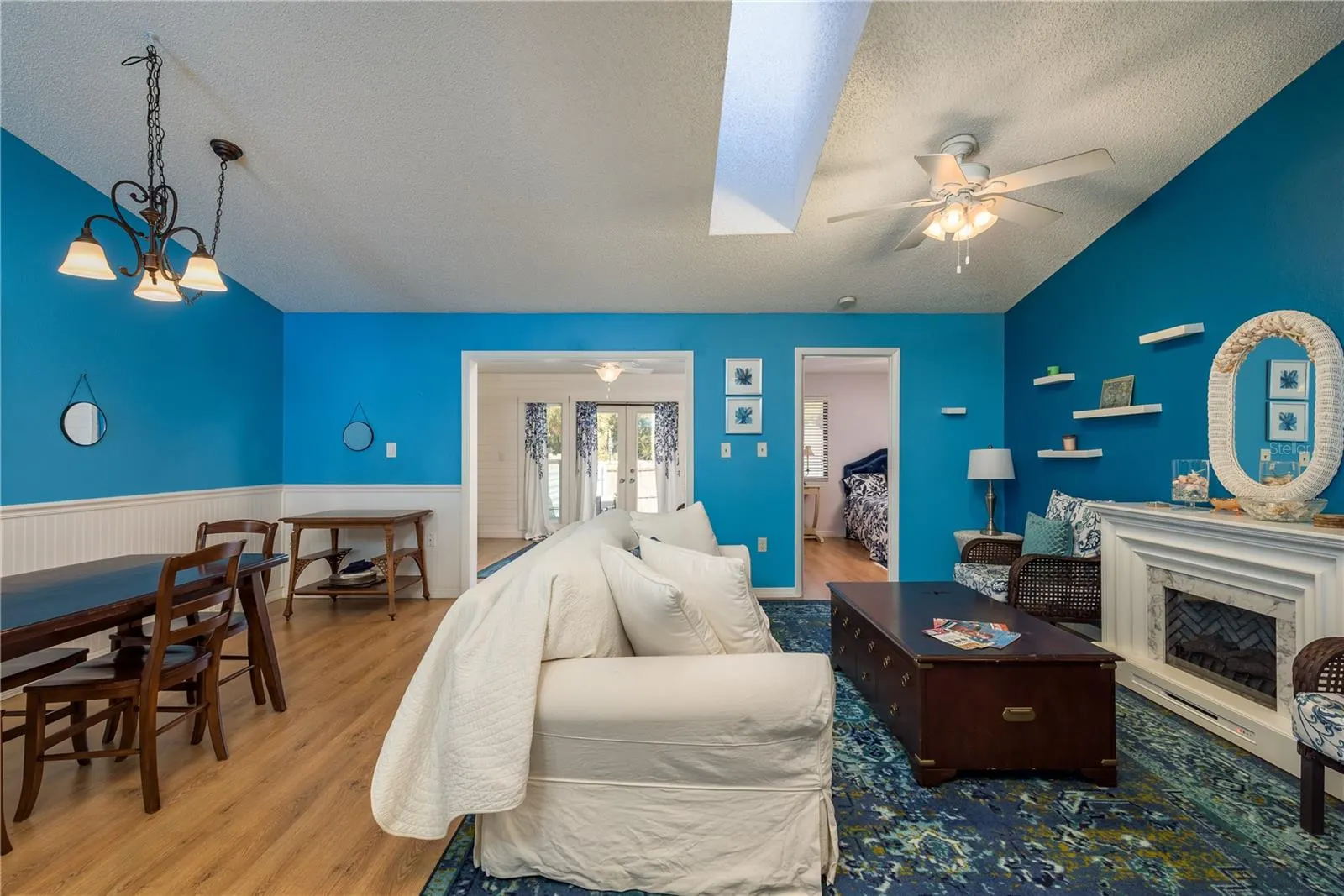 102 ANCLOTE RD