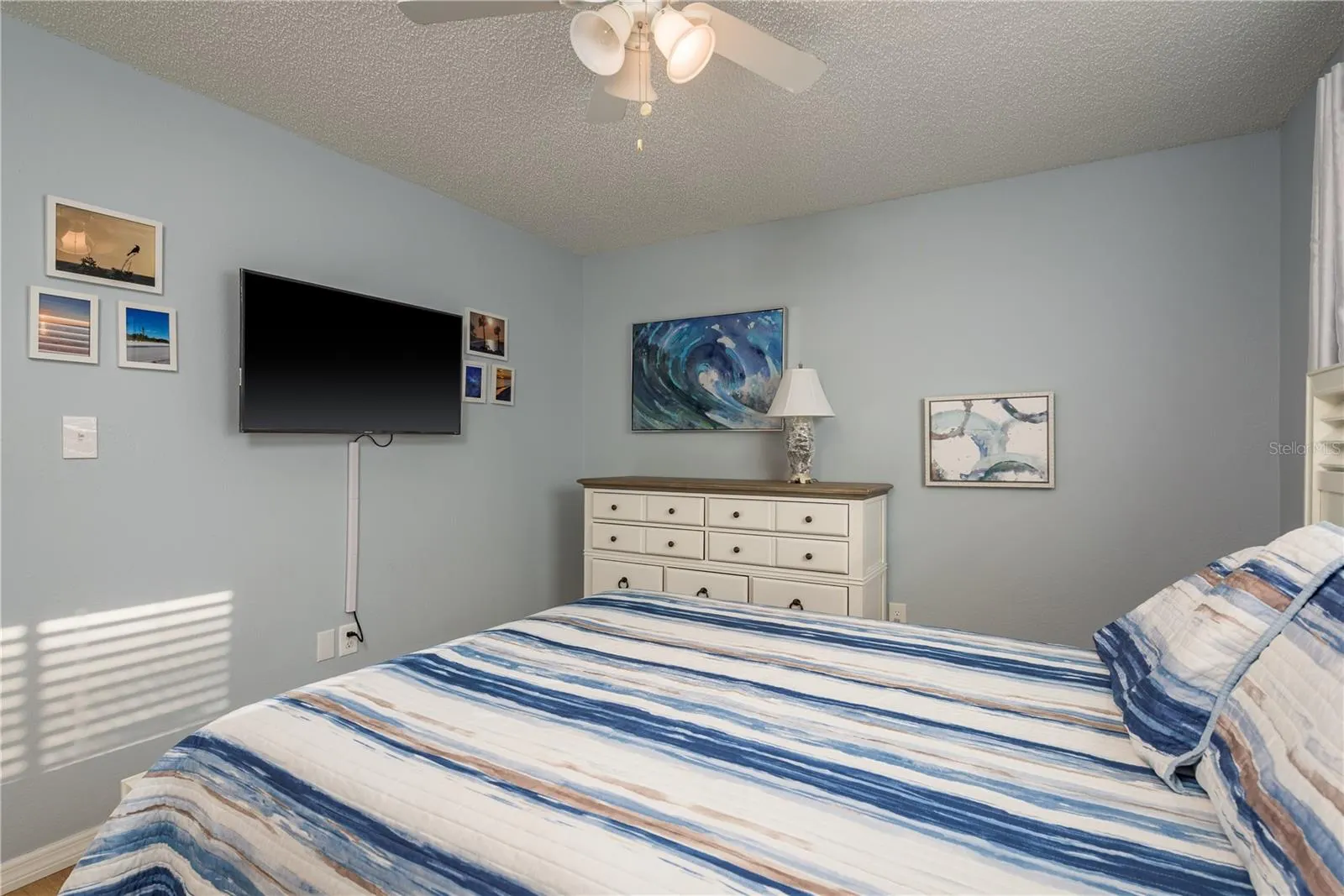 102 ANCLOTE RD