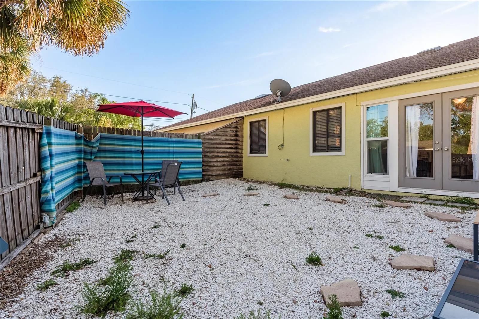 102 ANCLOTE RD