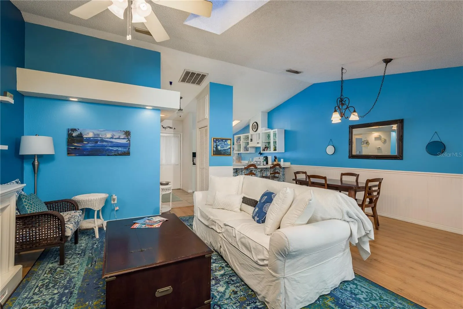 102 ANCLOTE RD