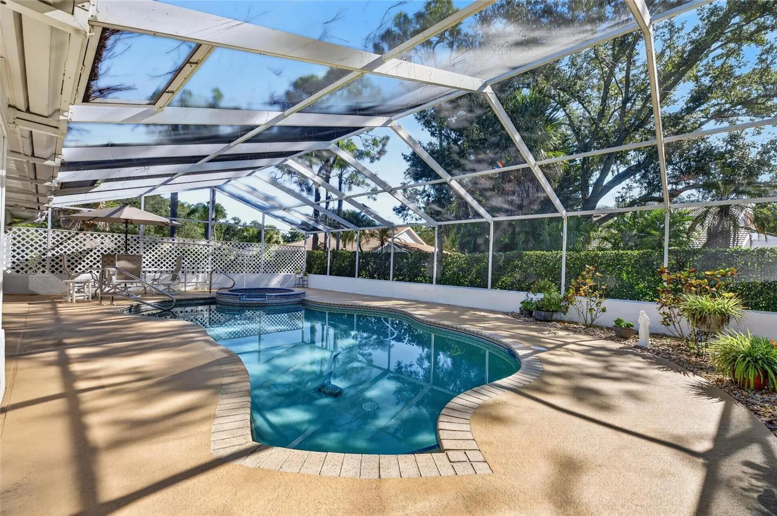 5713 GARDEN LAKES MAJESTIC