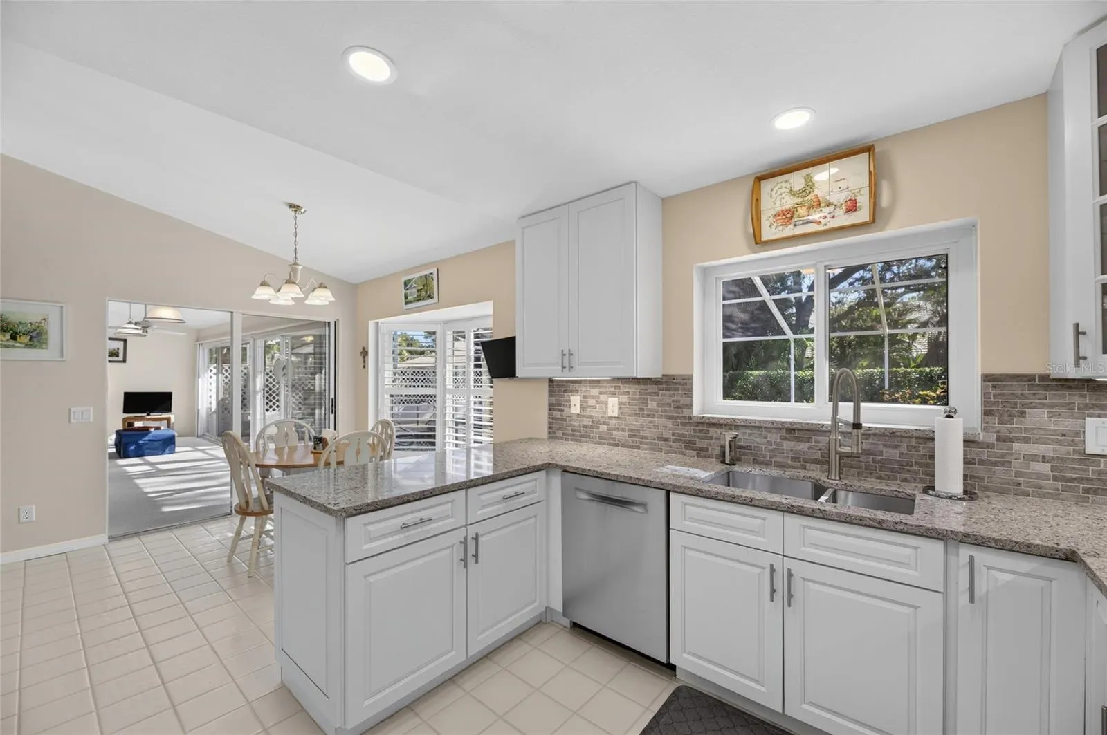 5713 GARDEN LAKES MAJESTIC