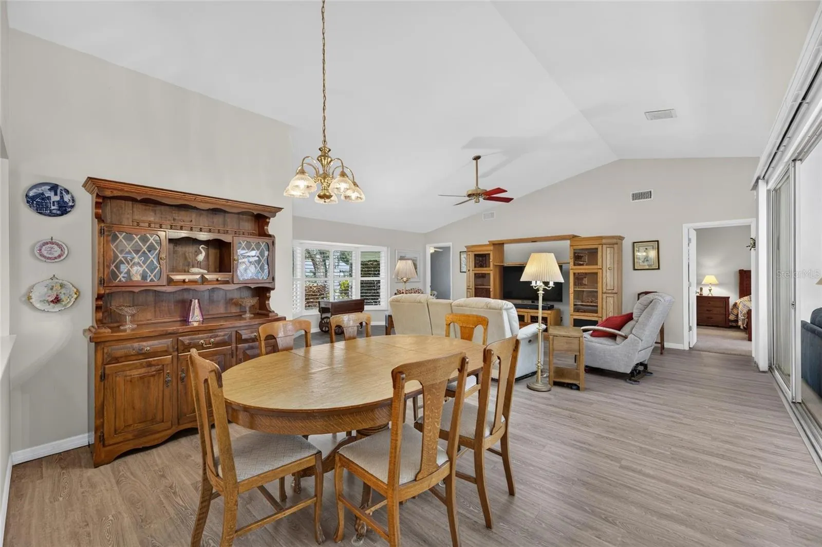 5713 GARDEN LAKES MAJESTIC