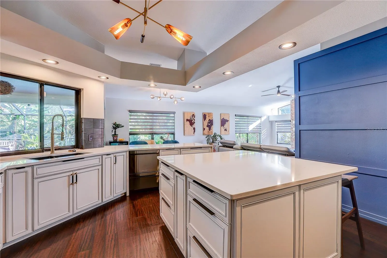 3929 BUCKINGHAM LOOP DR