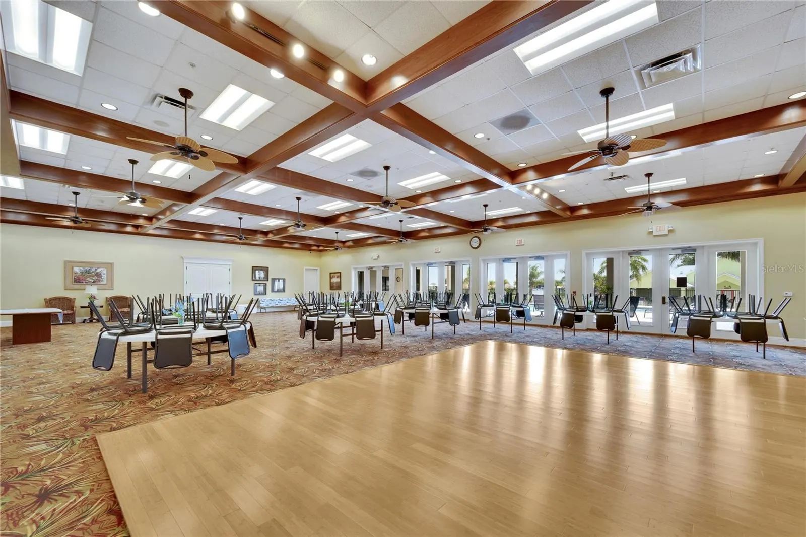 3048 WOOD DUCK DR