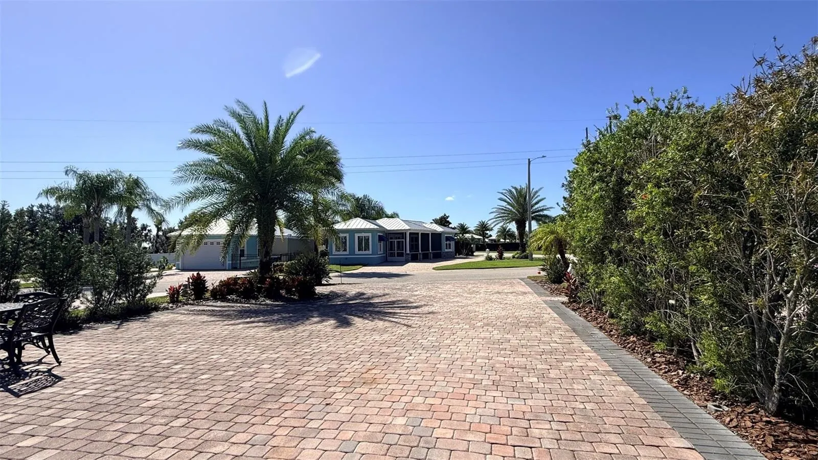 3048 WOOD DUCK DR