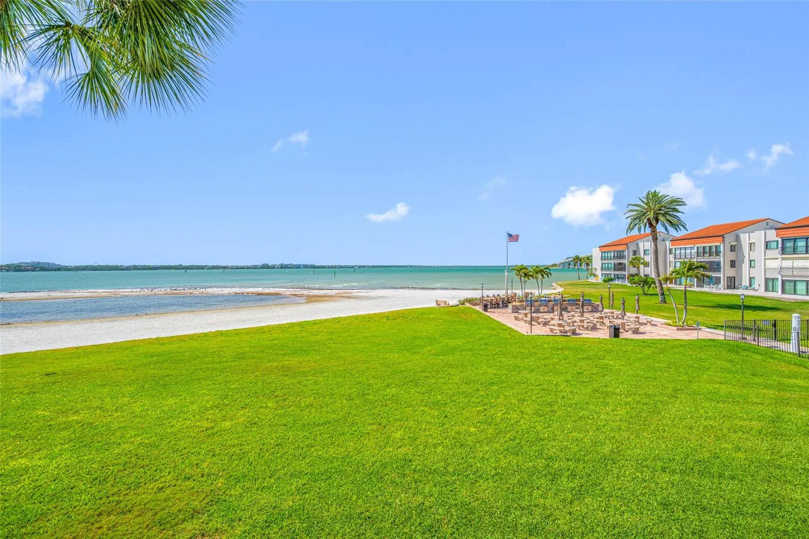 865 S GULFVIEW BLVD #202 #202