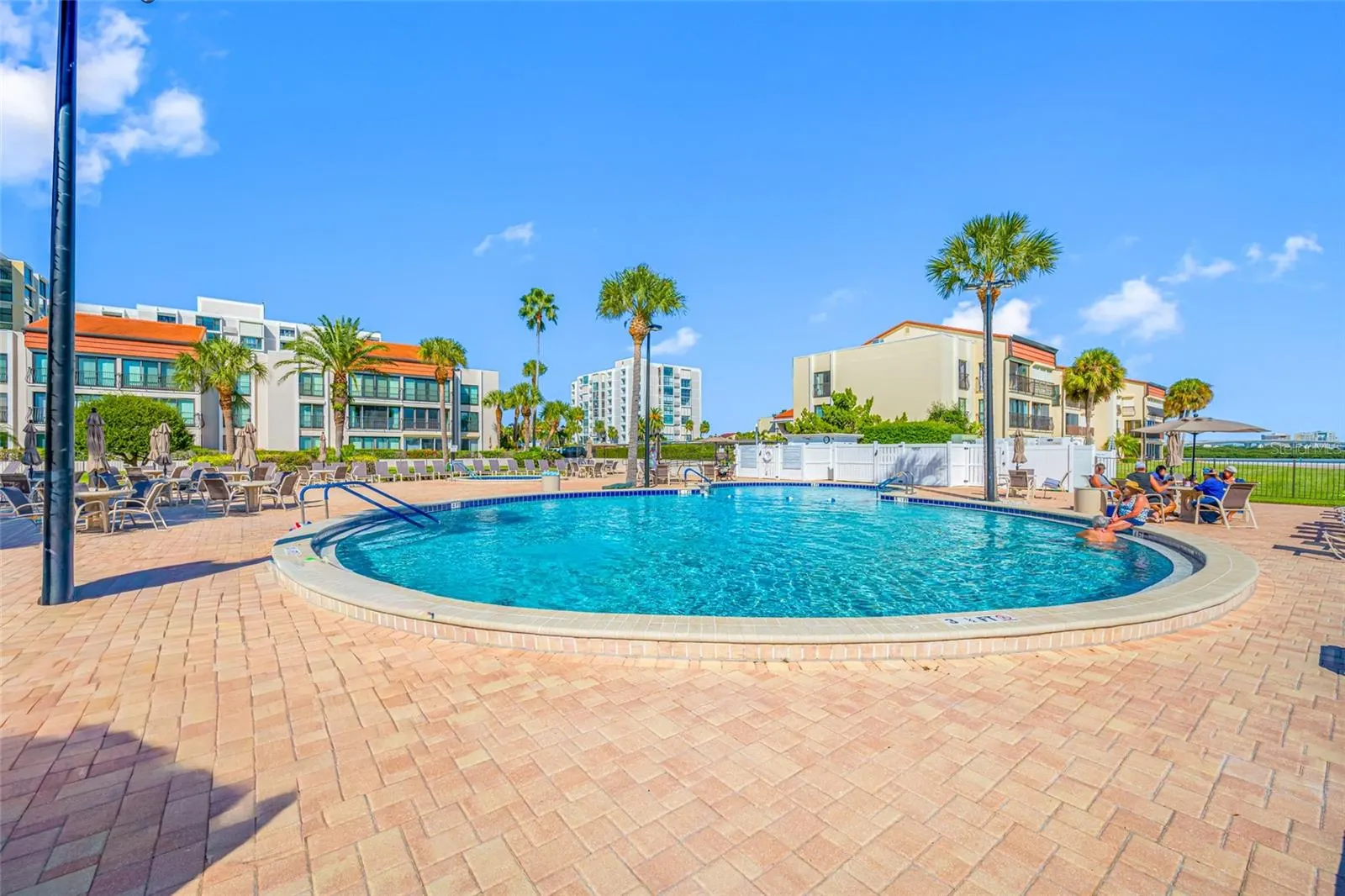 865 S GULFVIEW BLVD #202 #202