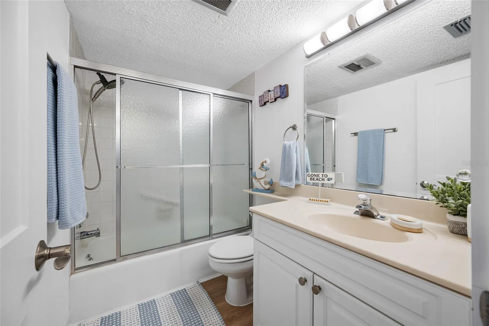 865 S GULFVIEW BLVD #202 #202