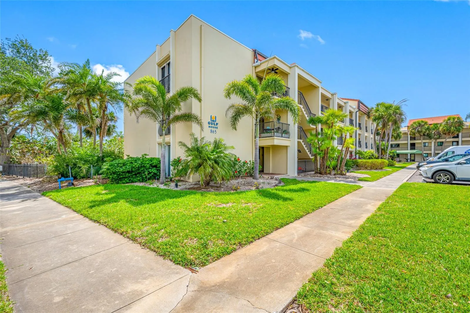 865 S GULFVIEW BLVD #202 #202