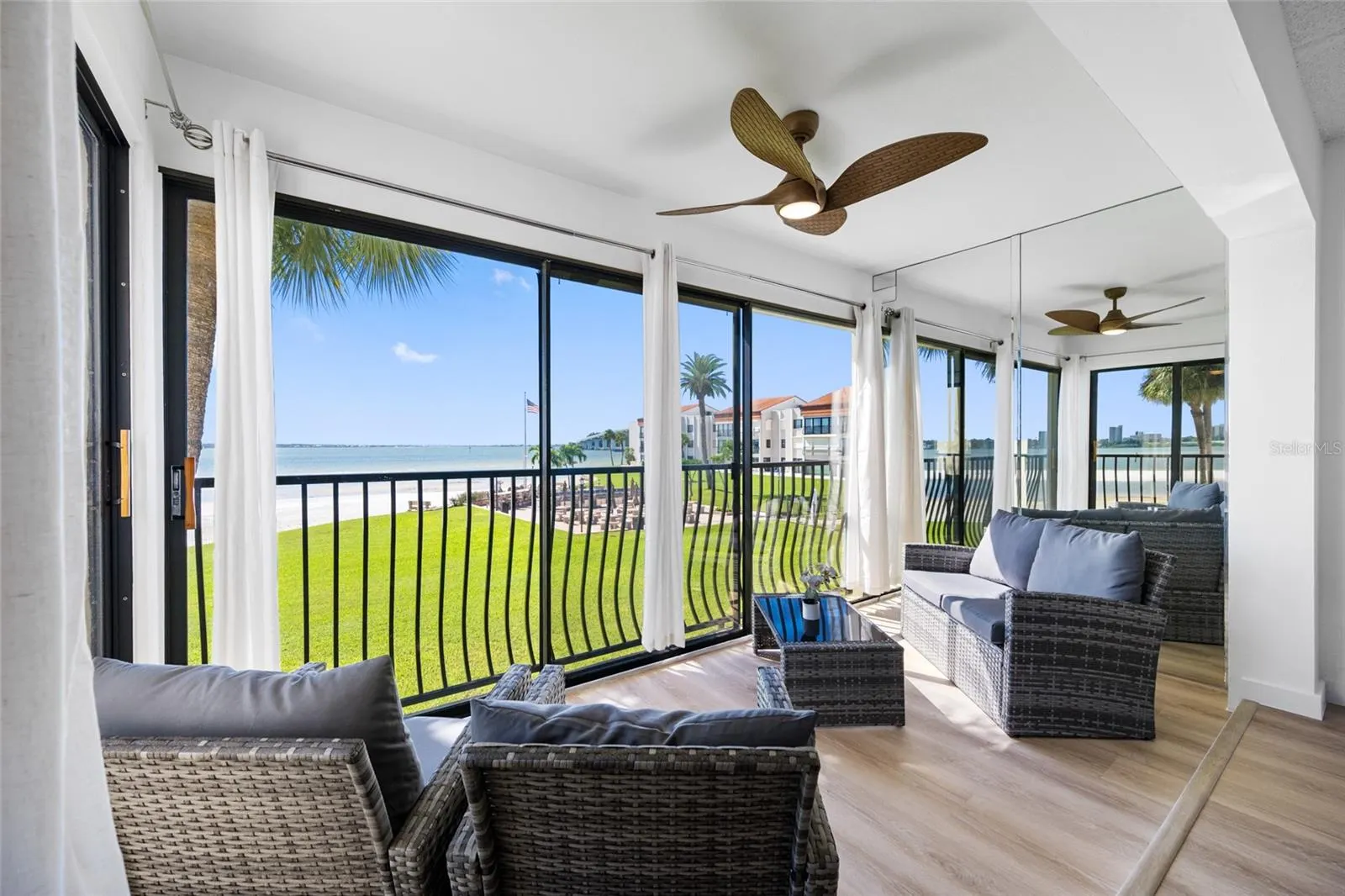 865 S GULFVIEW BLVD #202 #202