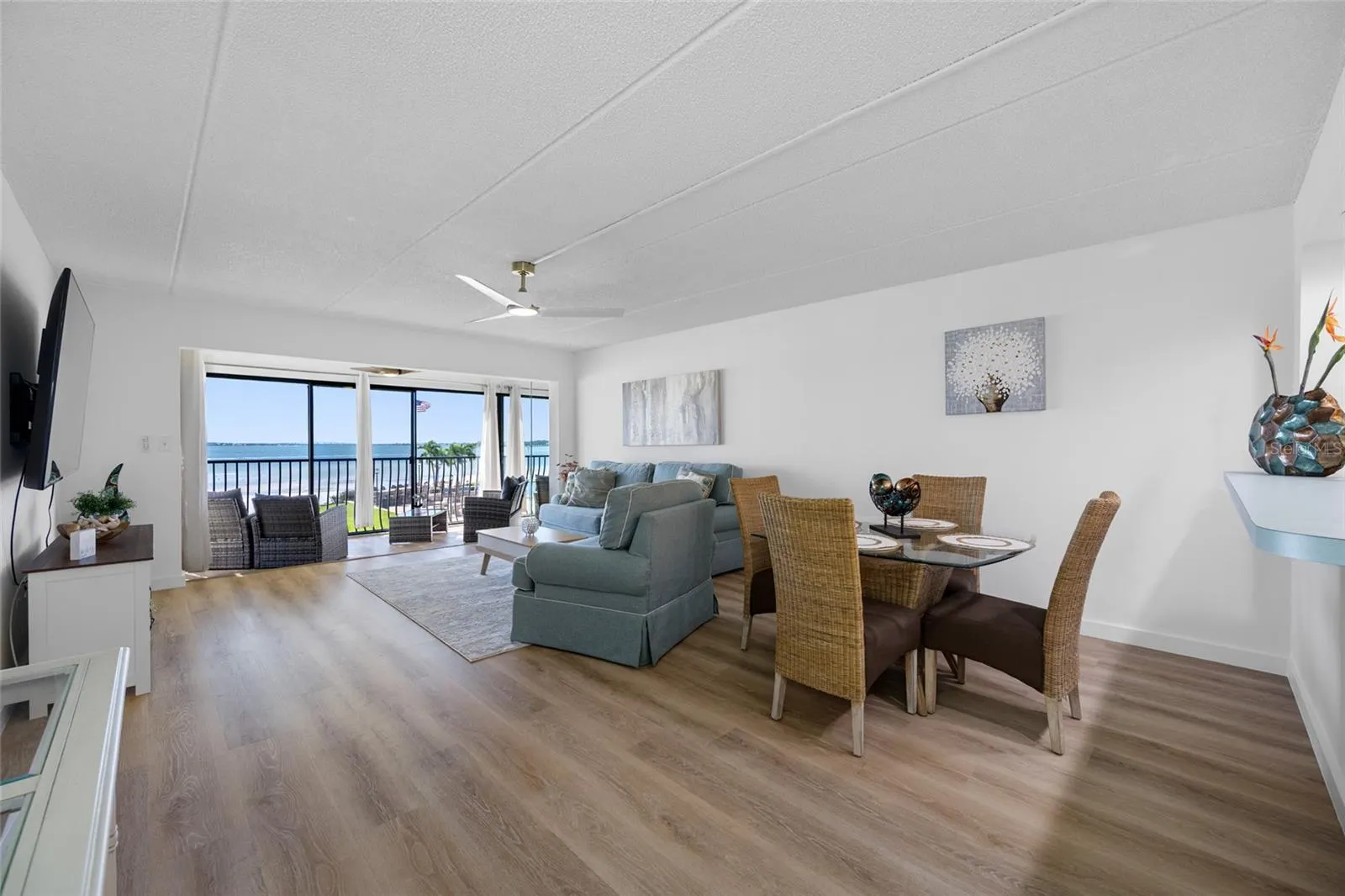 865 S GULFVIEW BLVD #202 #202
