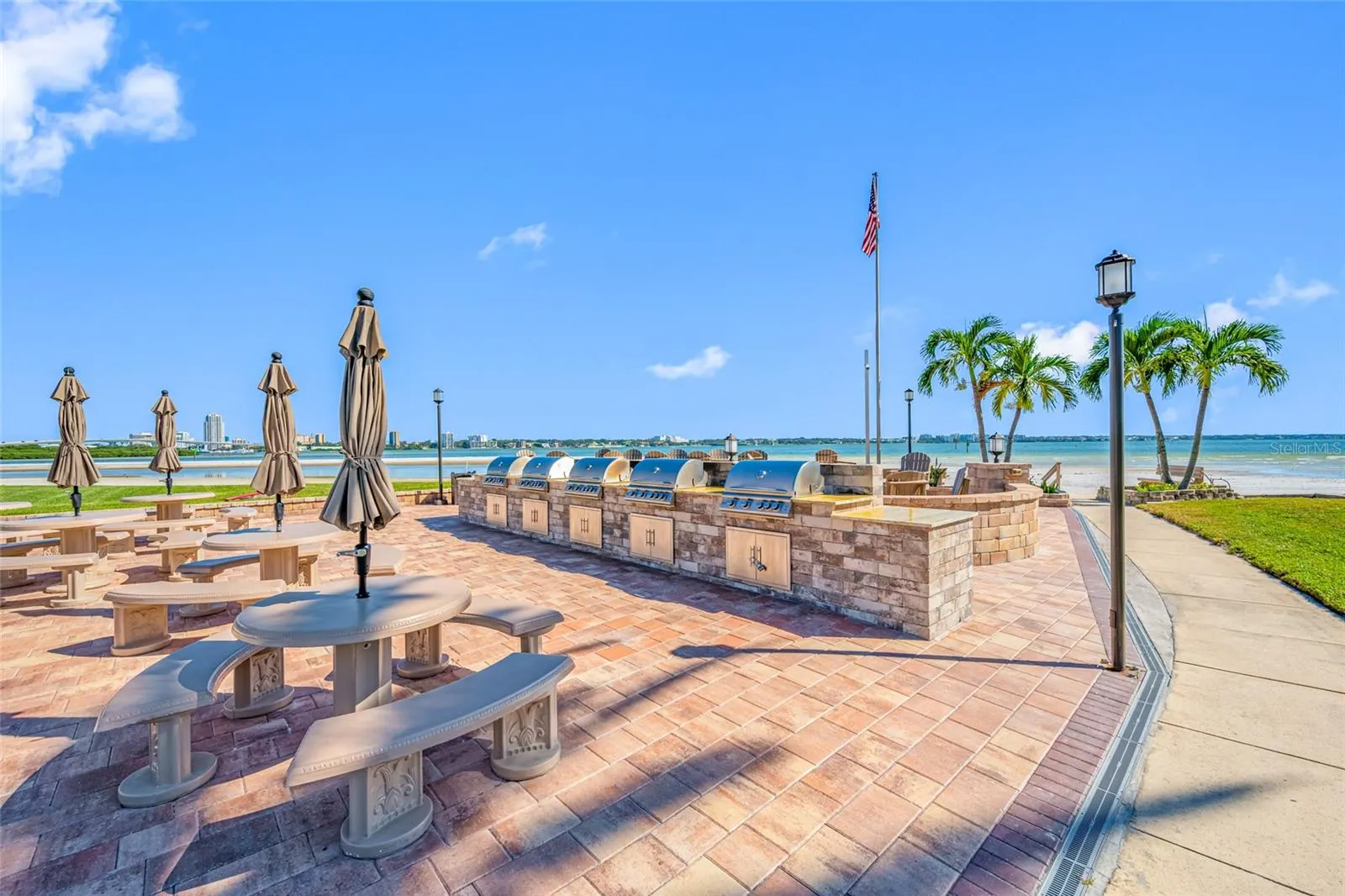 865 S GULFVIEW BLVD #202 #202