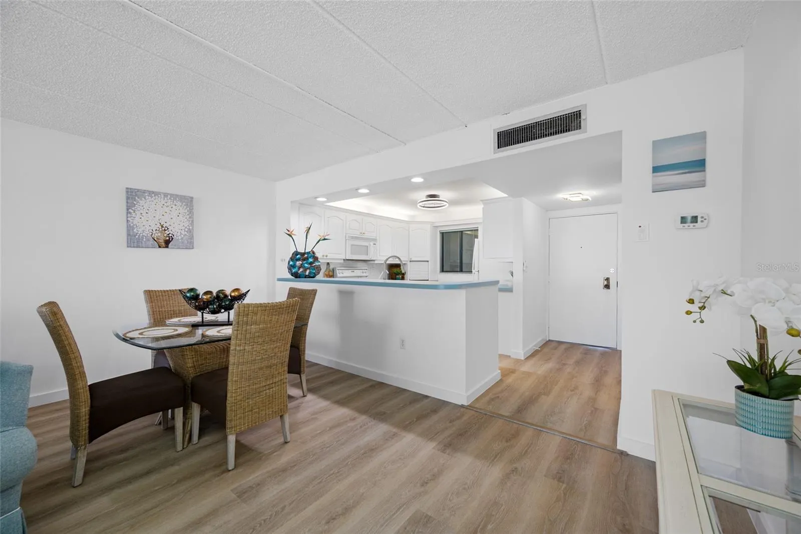 865 S GULFVIEW BLVD #202 #202