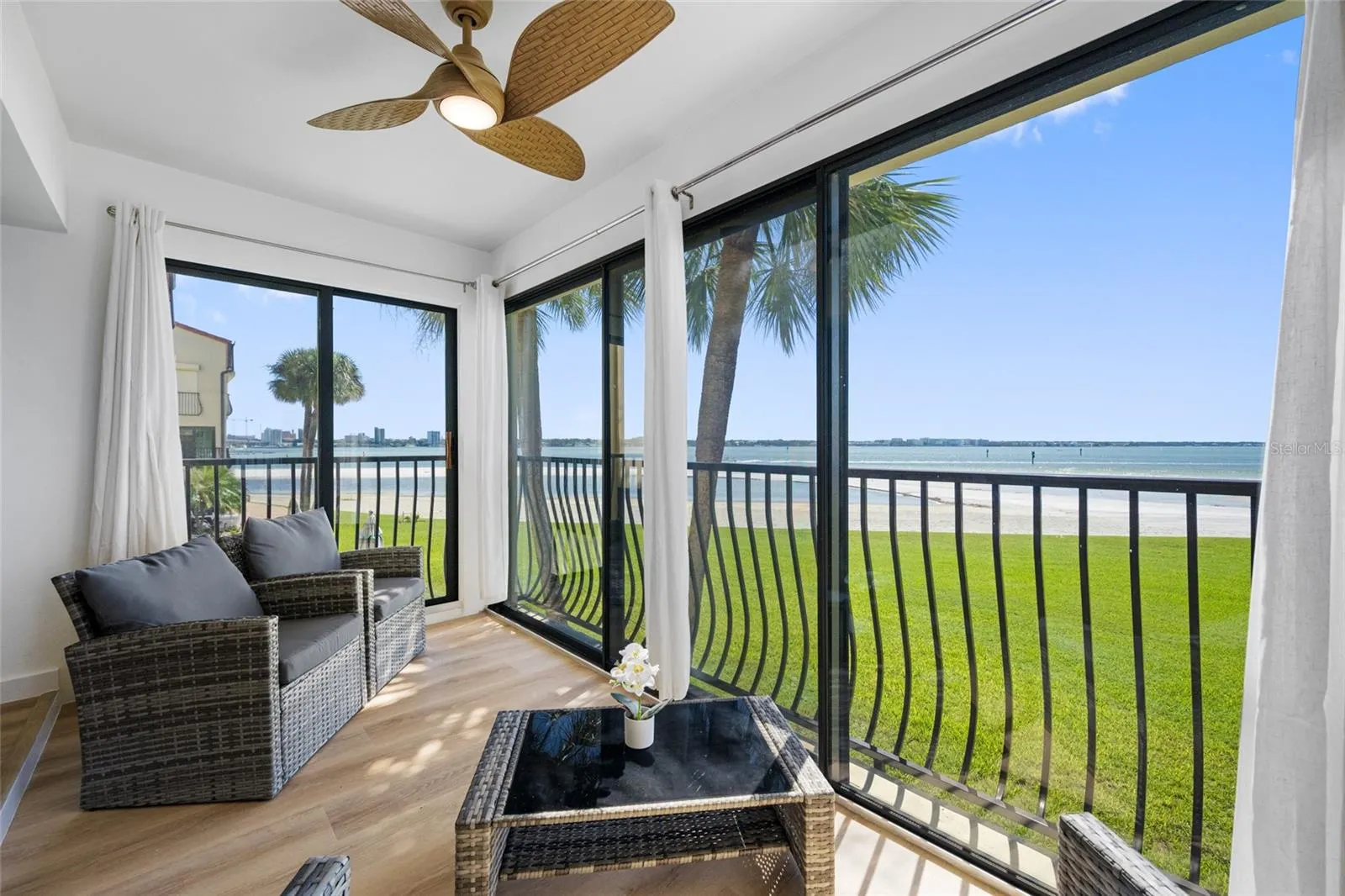 865 S GULFVIEW BLVD #202 #202