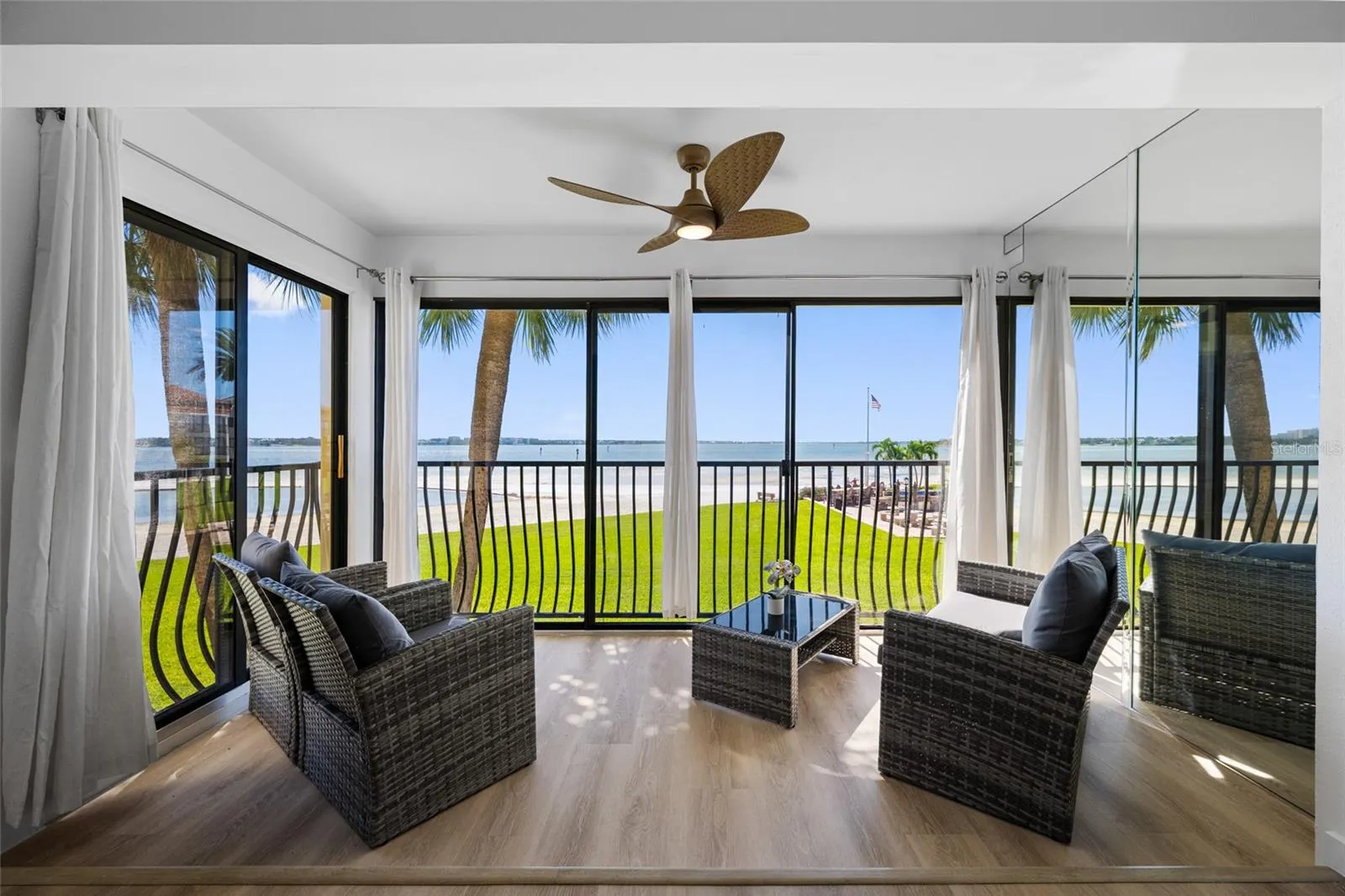 865 S GULFVIEW BLVD #202 #202