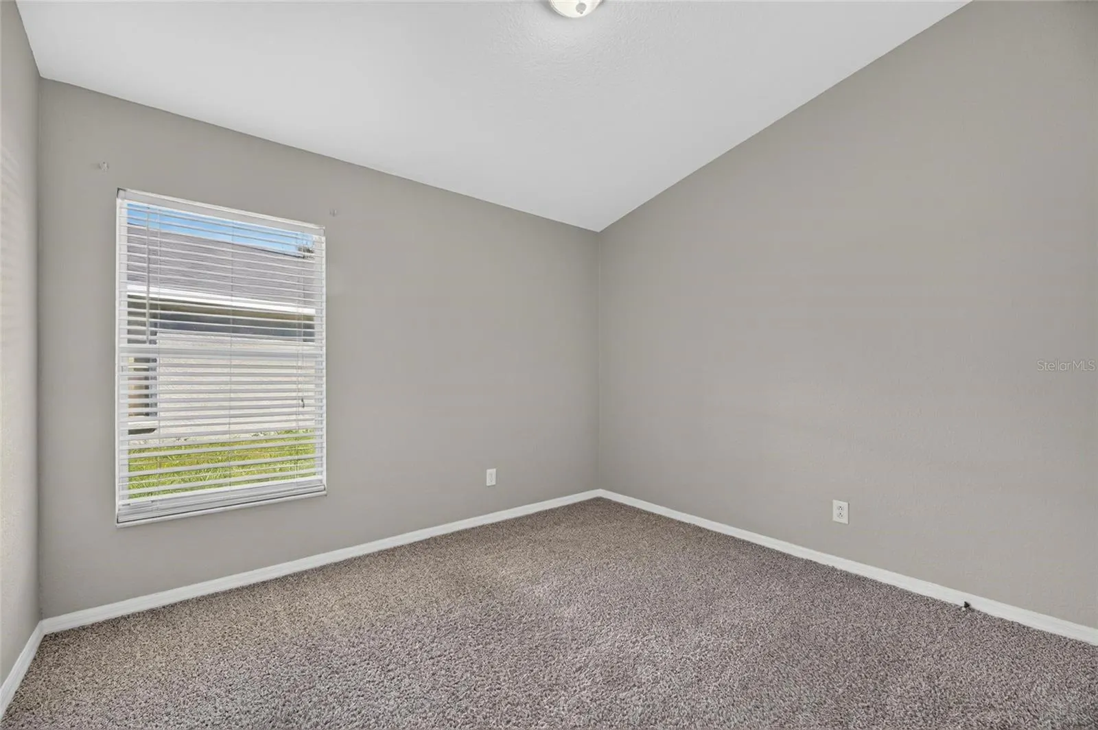 11517 CRESTLAKE VILLAGE DR