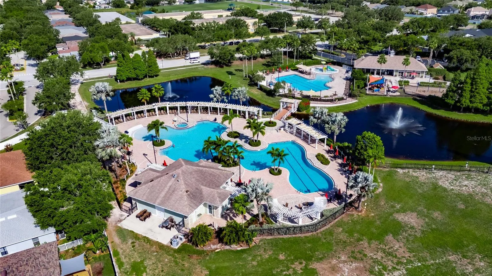 11517 CRESTLAKE VILLAGE DR