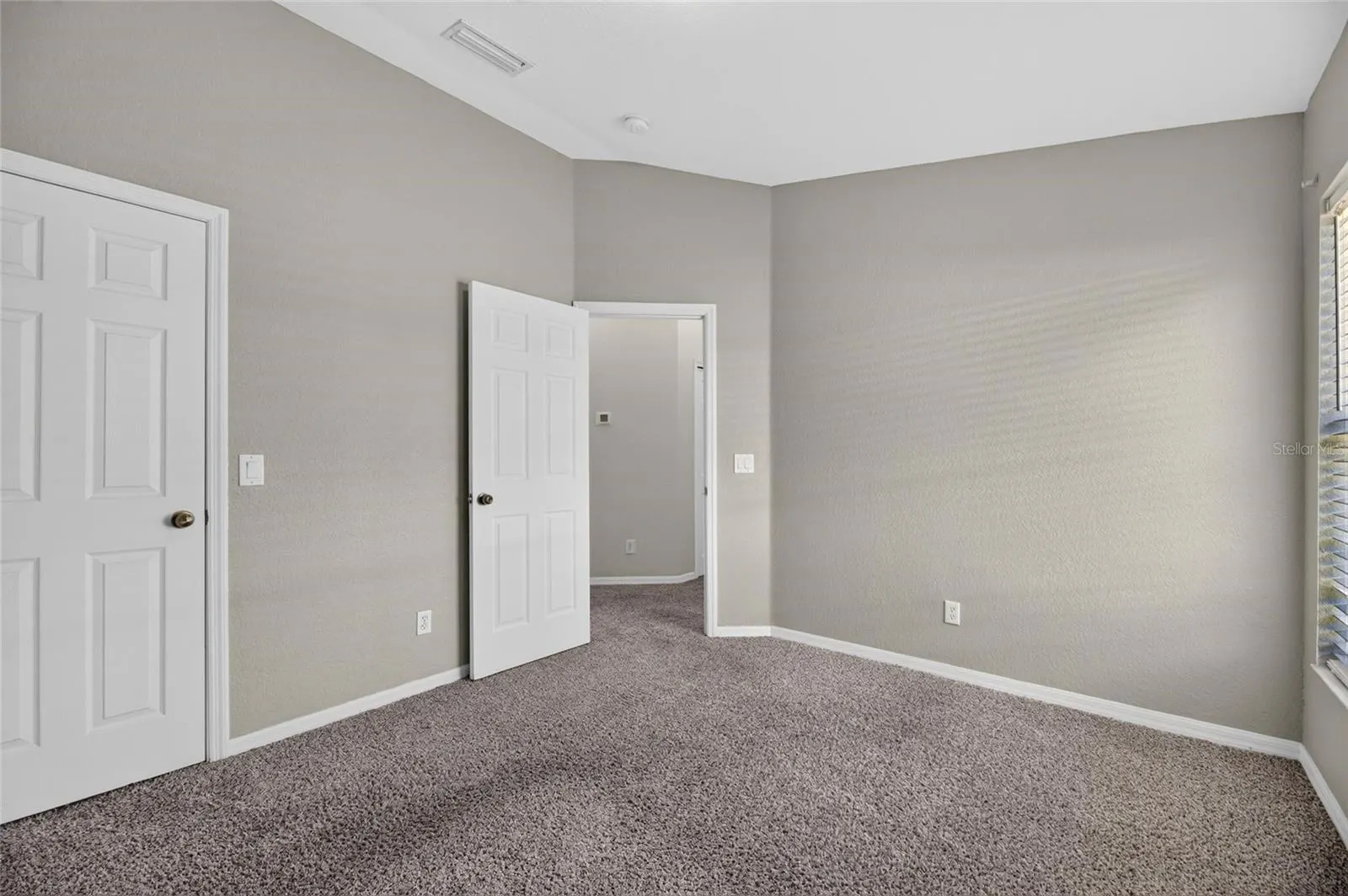 11517 CRESTLAKE VILLAGE DR