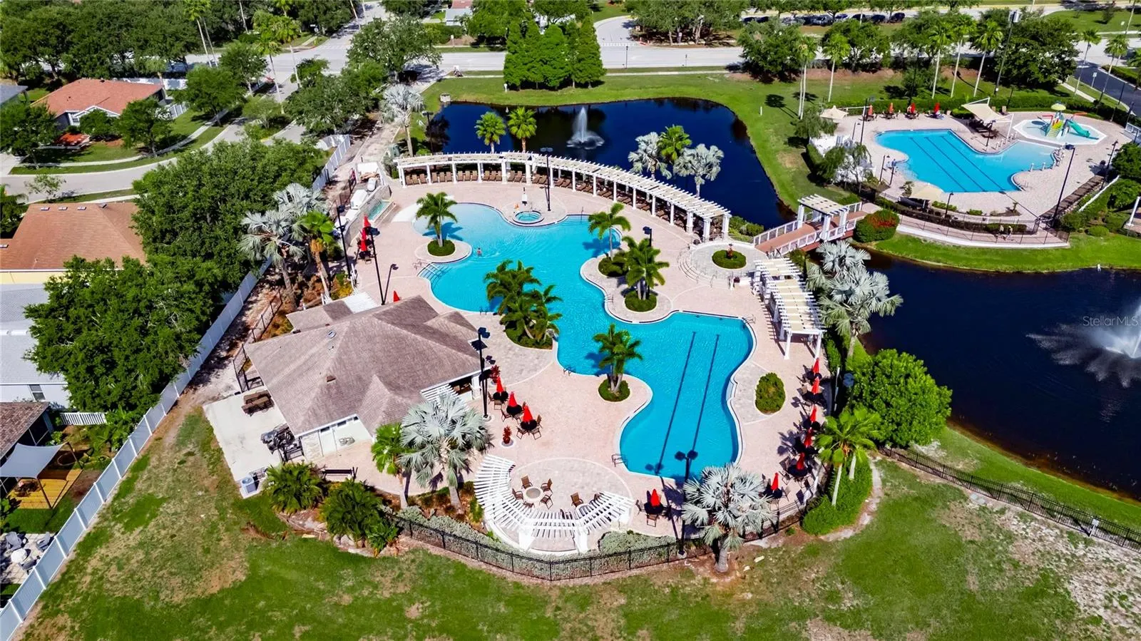 11517 CRESTLAKE VILLAGE DR