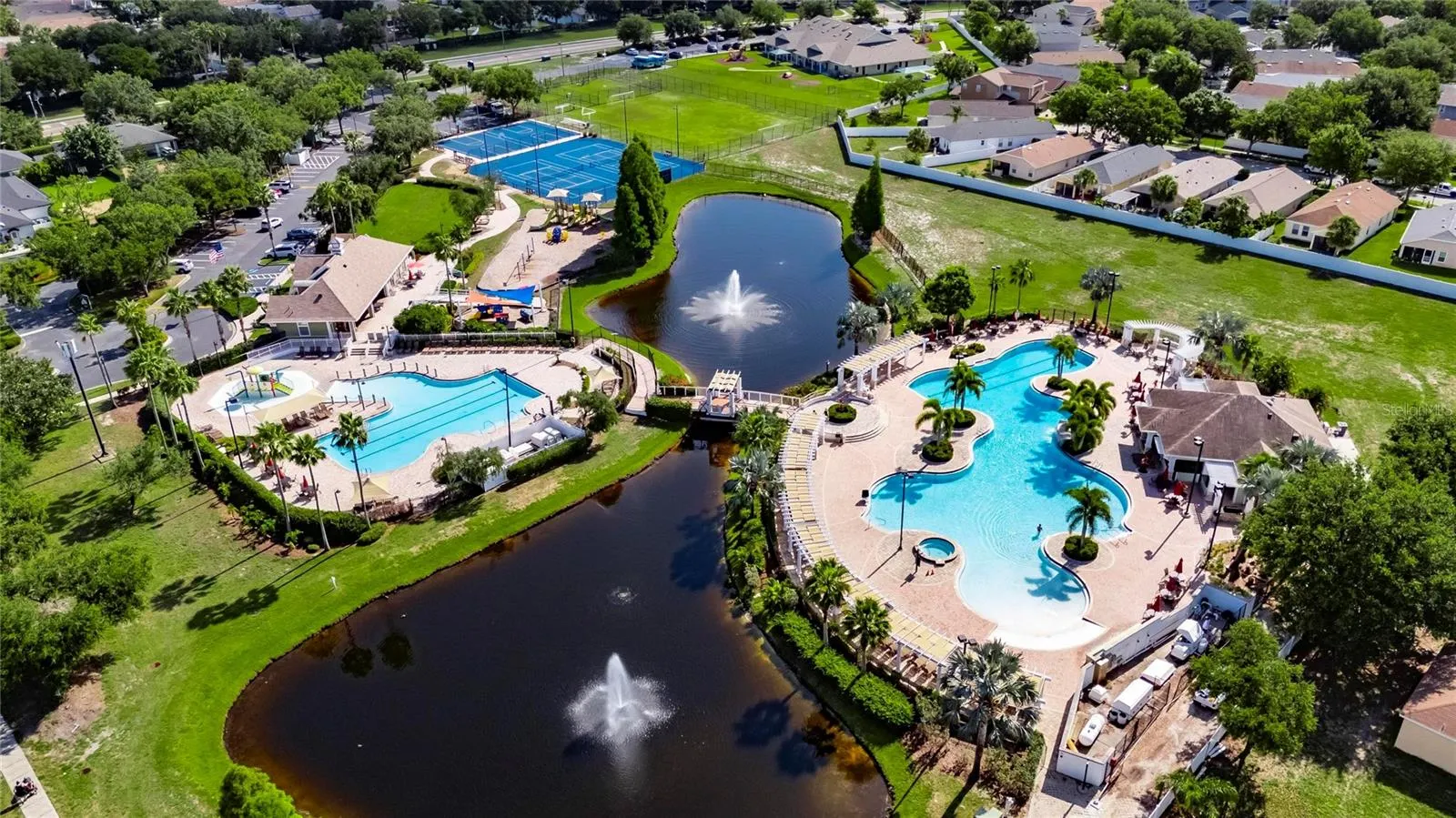 11517 CRESTLAKE VILLAGE DR