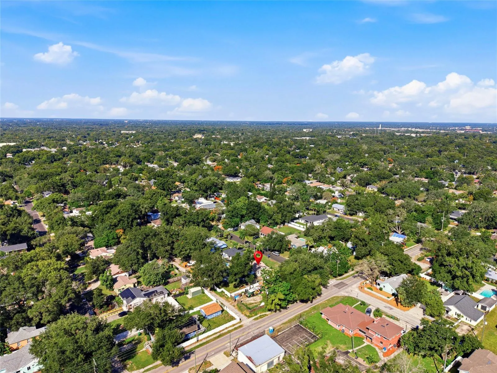 1427 E COMANCHE AVE