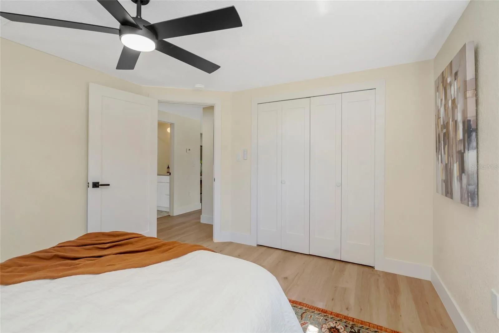 4003 W MONTGOMERY TER
