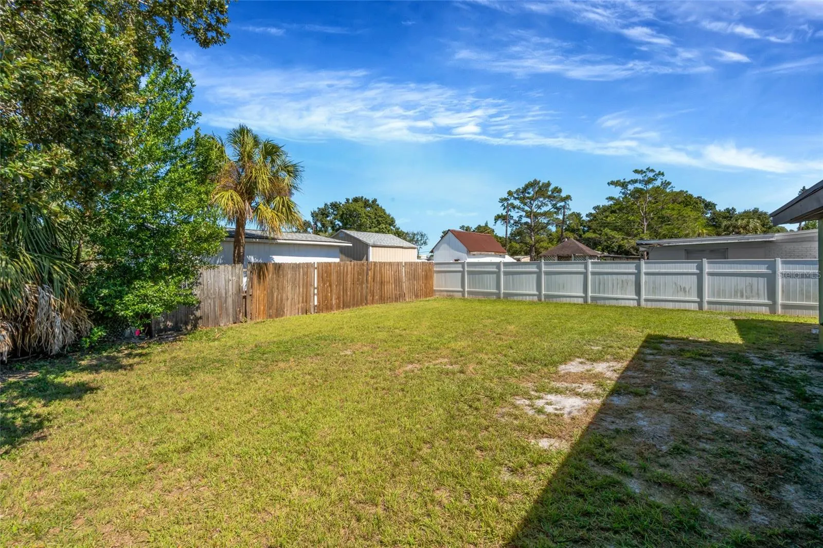 4003 W MONTGOMERY TER