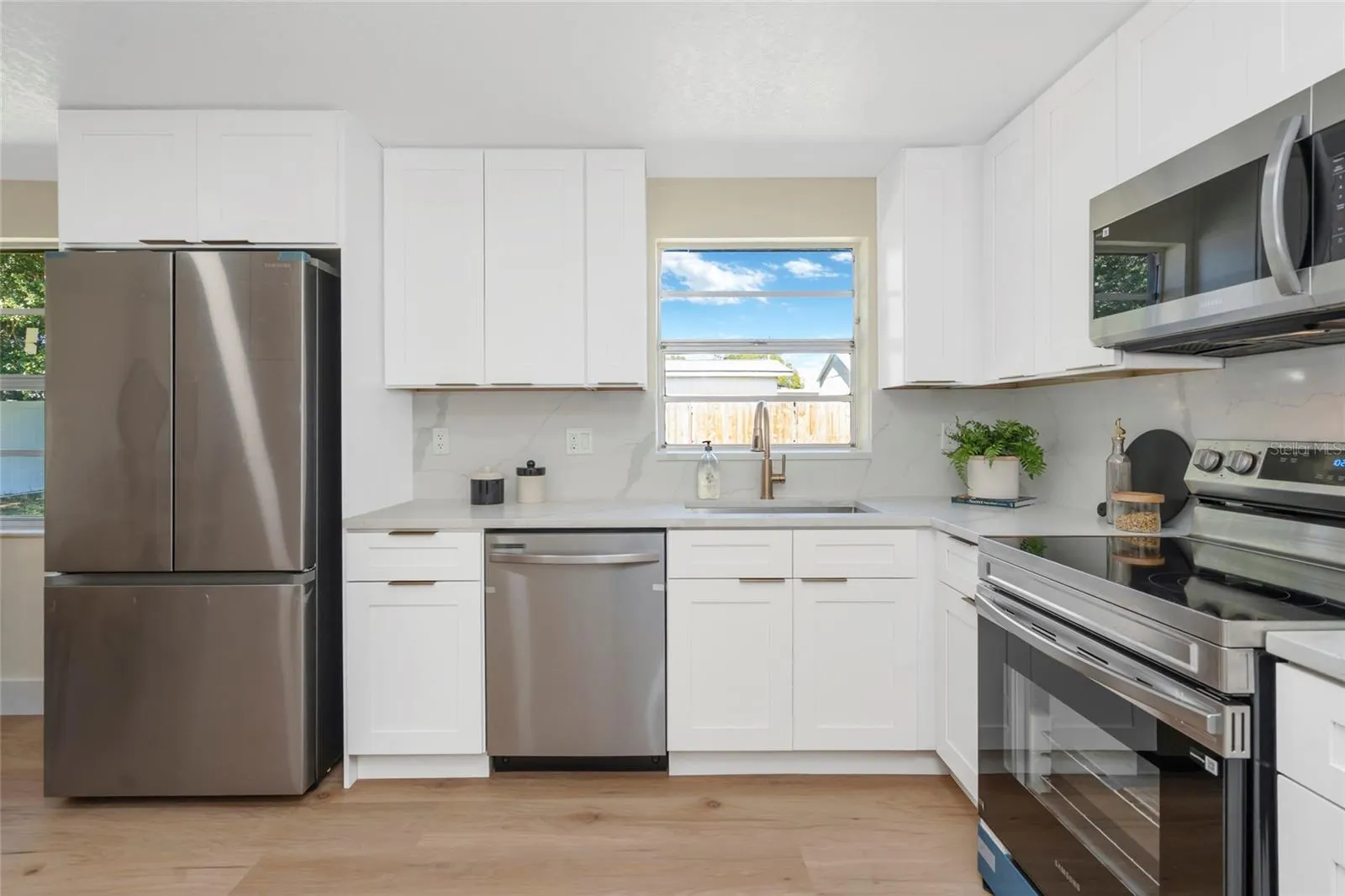 4003 W MONTGOMERY TER