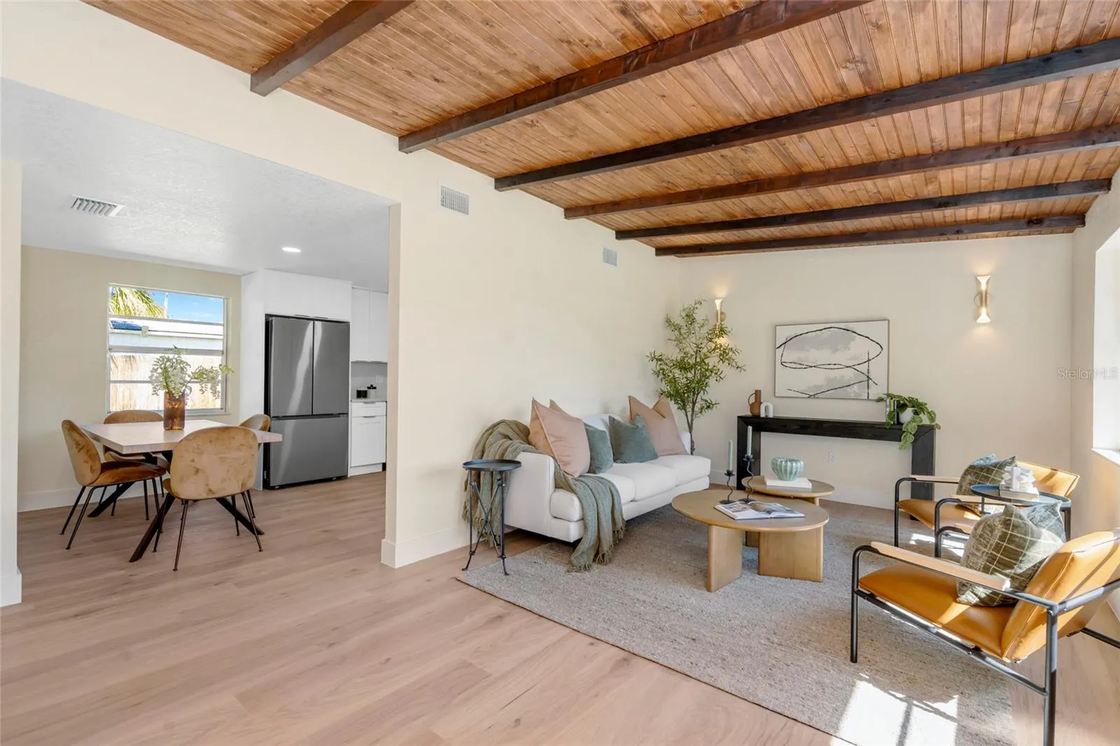 4003 W MONTGOMERY TER