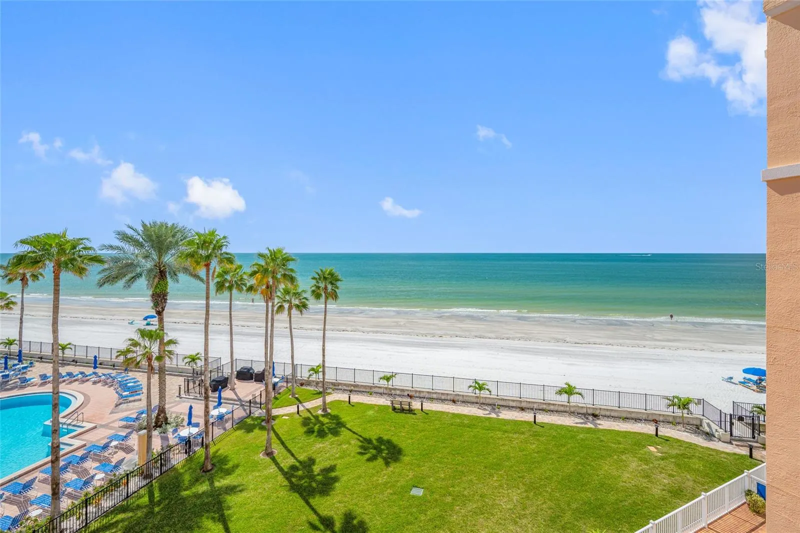 16700 GULF BLVD #524 #524