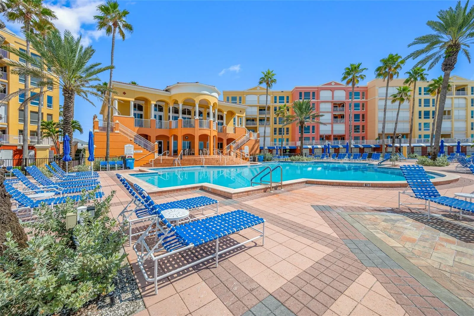 16700 GULF BLVD #524 #524