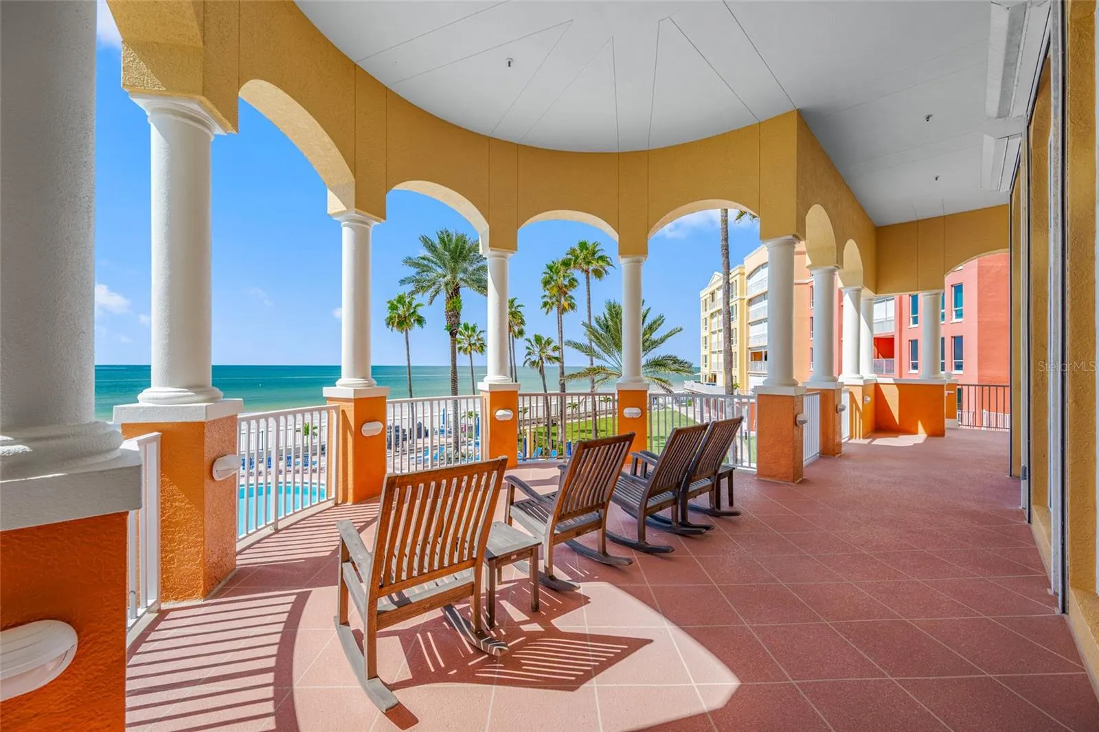 16700 GULF BLVD #524 #524